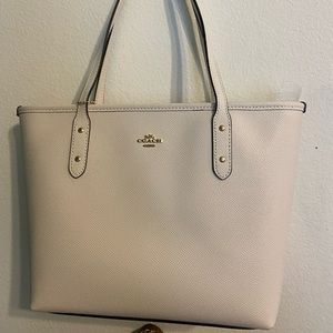 Coach chalk tote